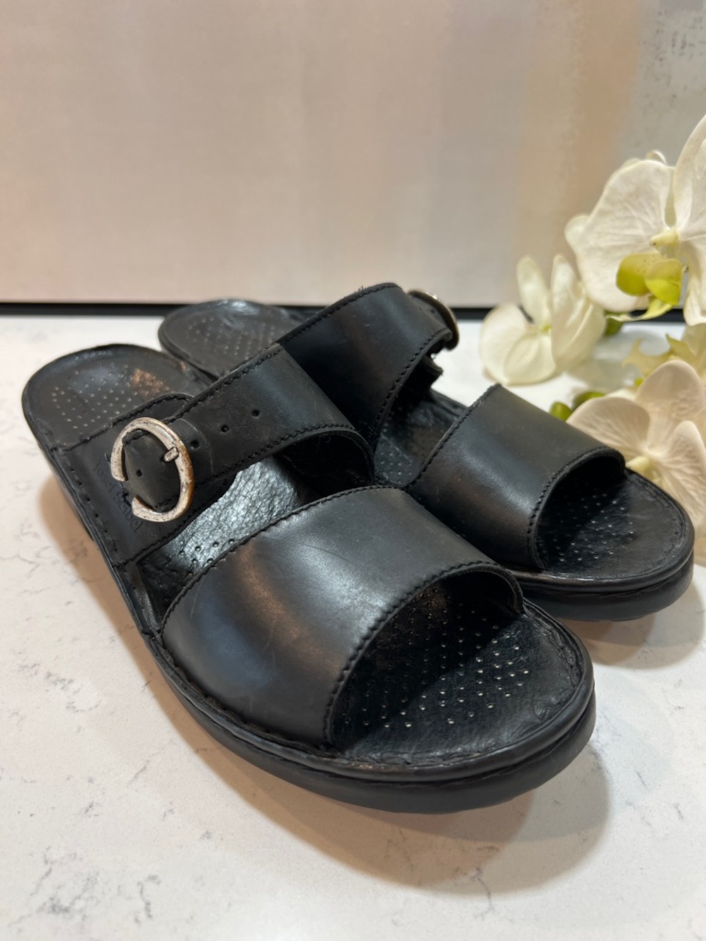 Josef Seibel  Leather Open Toe Buckle Black Sandal EU 40 US Size 9